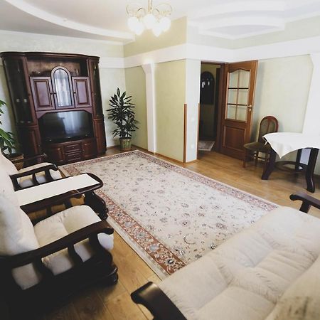 Solnichnaia Dolyna Hotel Polyana  Bagian luar foto