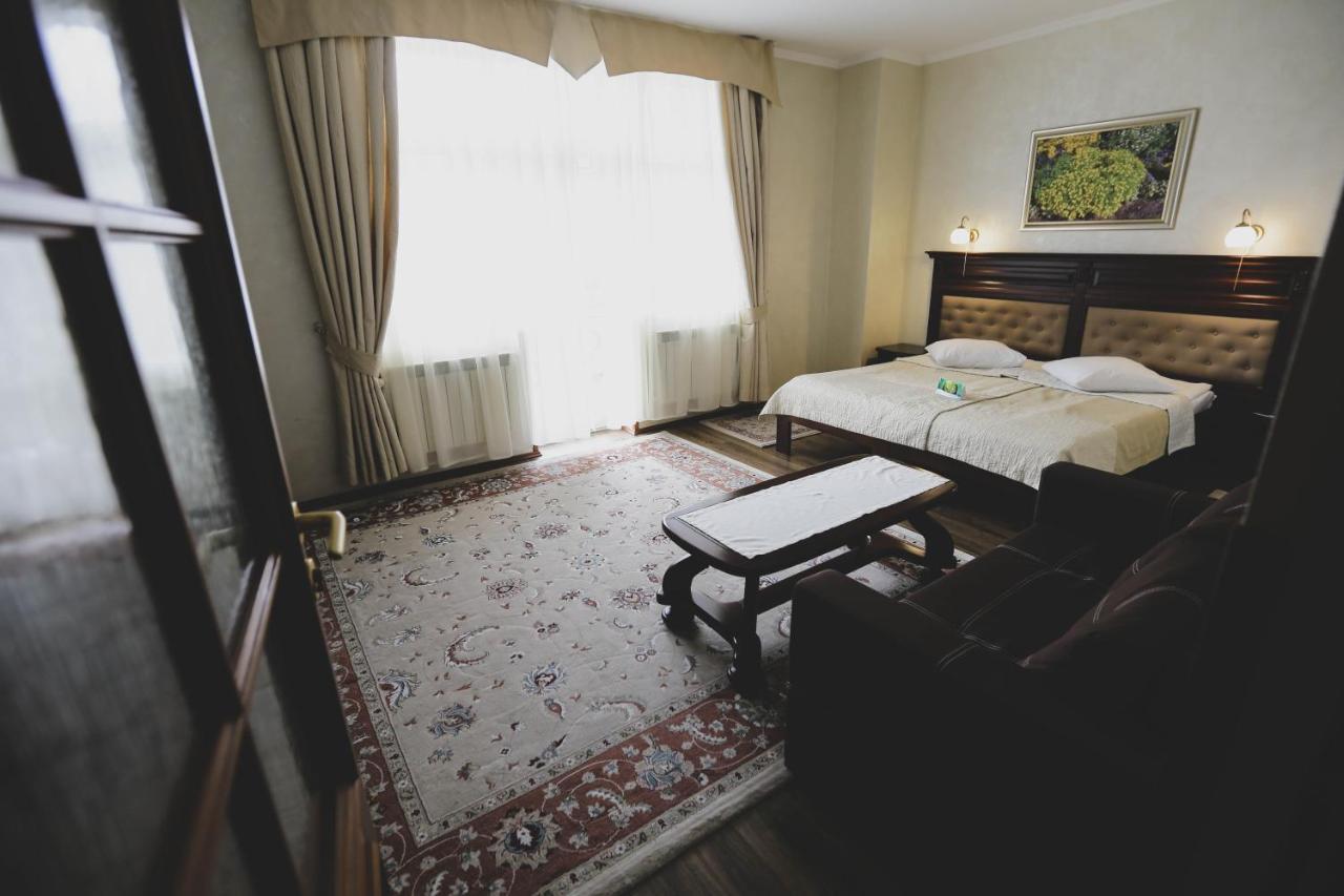 Solnichnaia Dolyna Hotel Polyana  Bagian luar foto