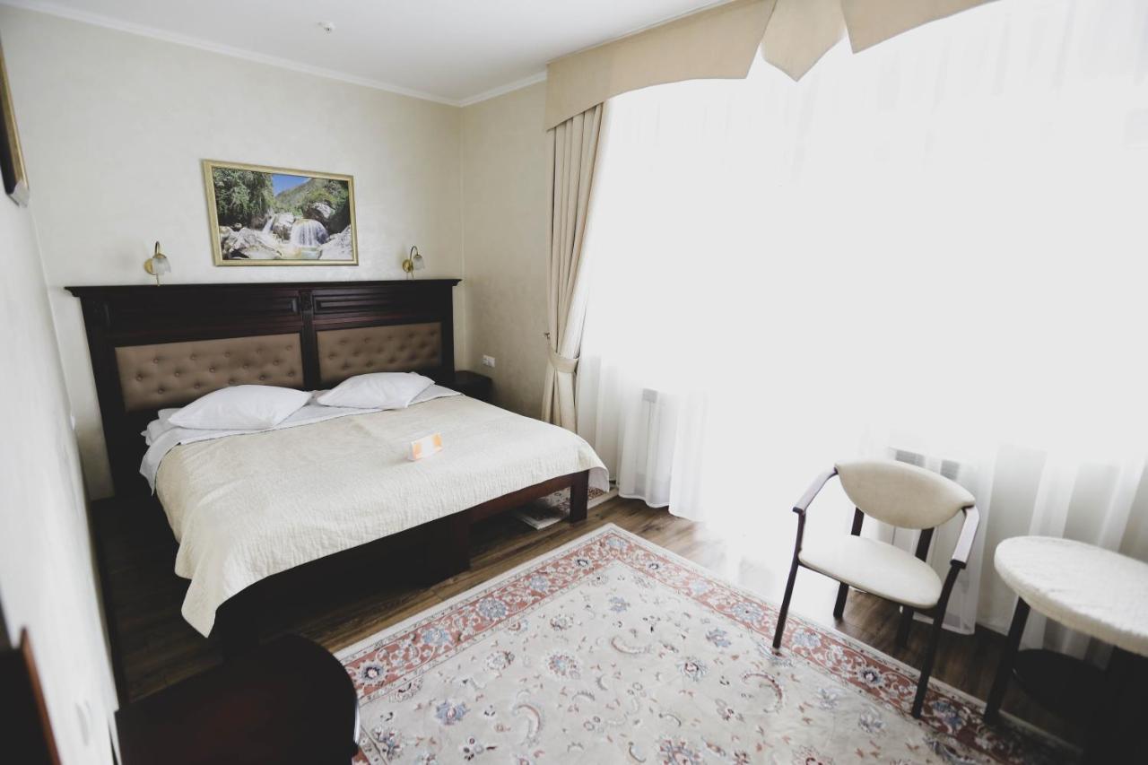 Solnichnaia Dolyna Hotel Polyana  Bagian luar foto